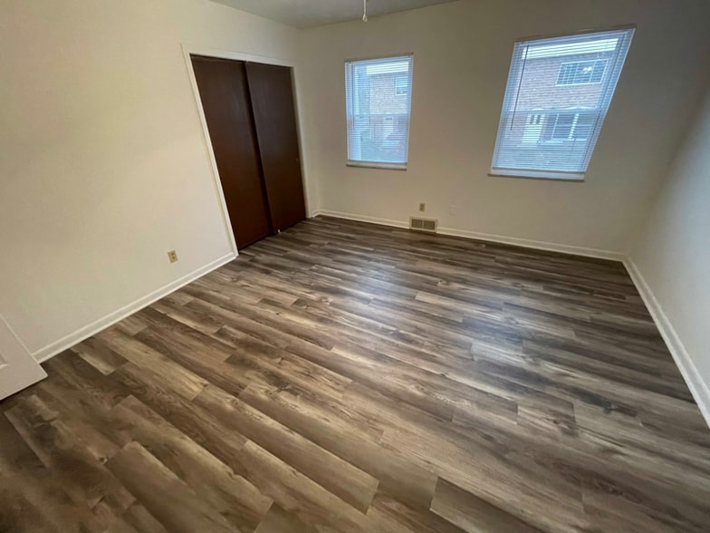 Building Photo - 1 Hapgood Hill