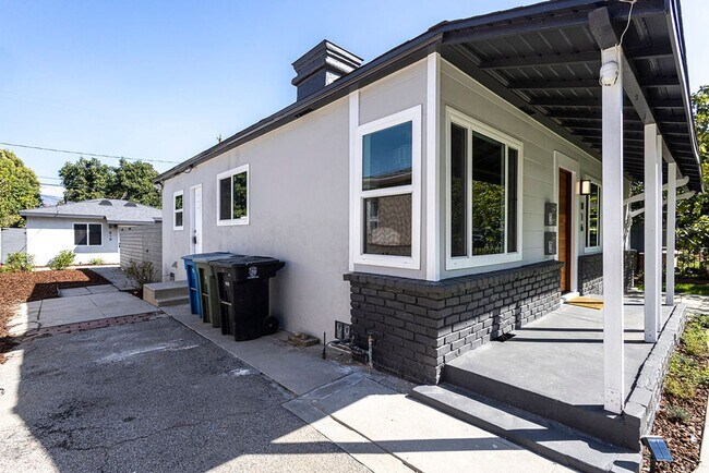 Building Photo - Keystone