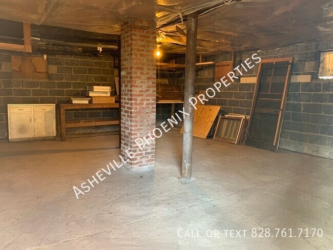 Building Photo - 140-A Fairview Ave.