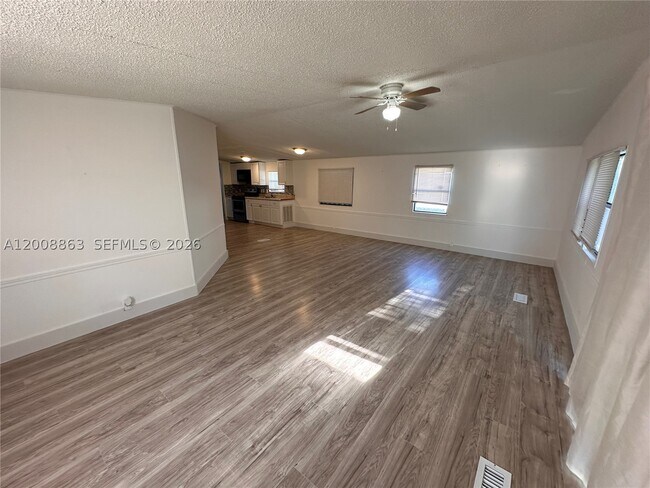 Building Photo - 3028 SW 50th St