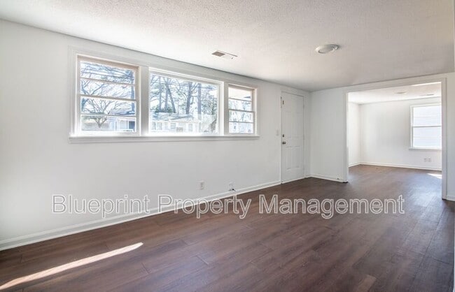 Building Photo - 119 Wheeler Dr