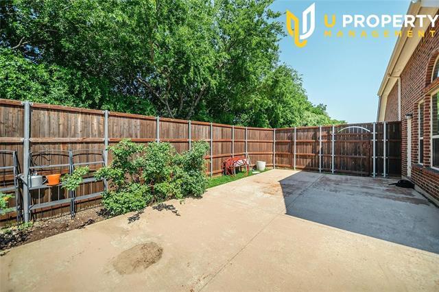 Building Photo - 9747 Planters Row Dr