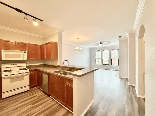 Building Photo - 2725 Via Cipriani