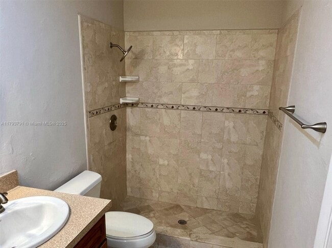 Building Photo - 451 Springdale Cir