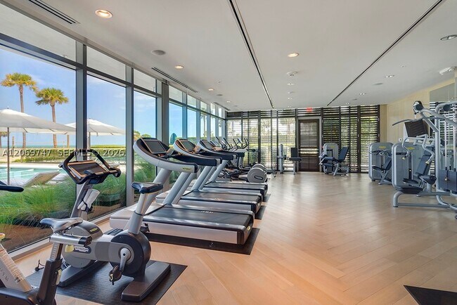 Building Photo - 360 Ocean Dr