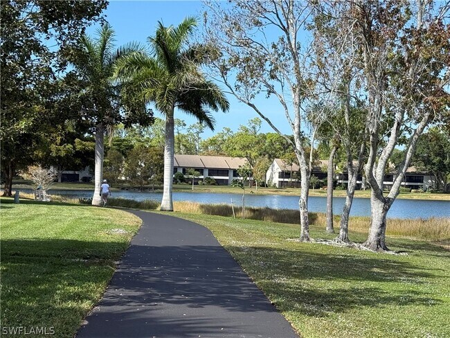 Building Photo - 131 Bristol Ln