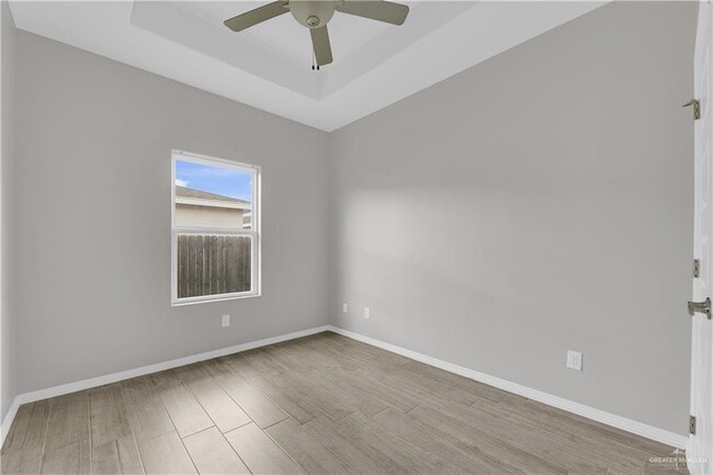 Building Photo - 12 N Winona Dr