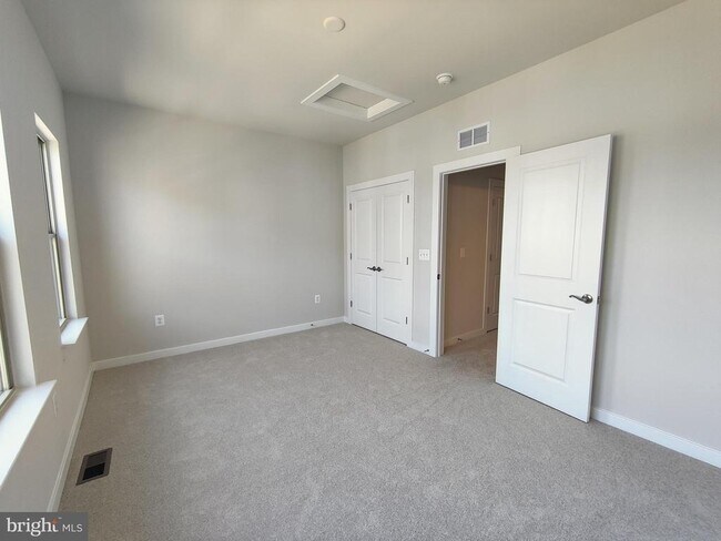 Building Photo - 13742 Cobble Lp