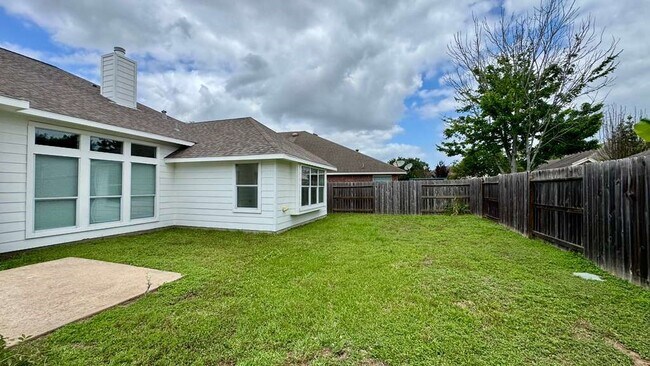 Building Photo - 7510 Golden Thistle Ln