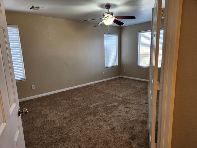 Building Photo - 5236 Scarlet Iris Ct