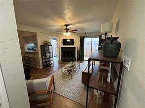 Building Photo - 6024 Stoneybrook Dr