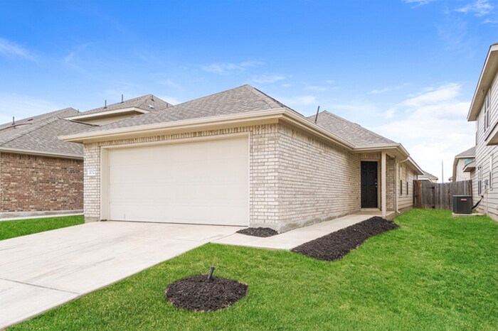 Building Photo - 10327 Green Branch