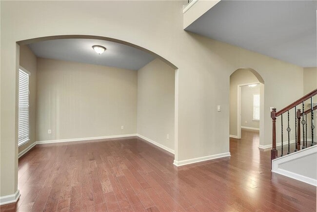 Building Photo - 270 Woods Creek Dr