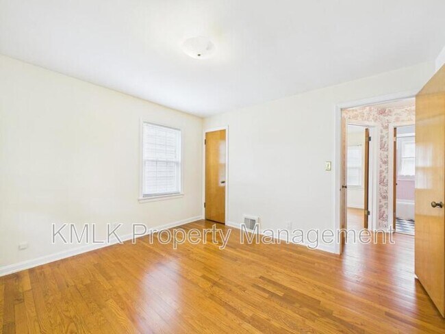 Building Photo - 2667 11th St