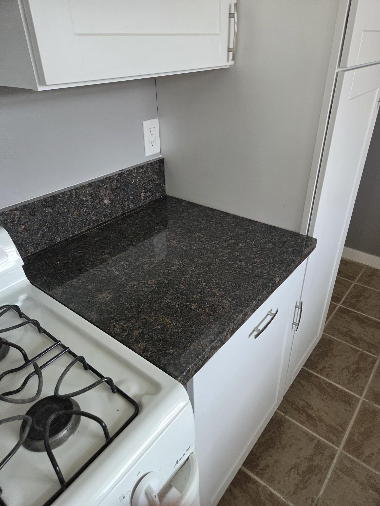 Building Photo - 4010 Rockwood St