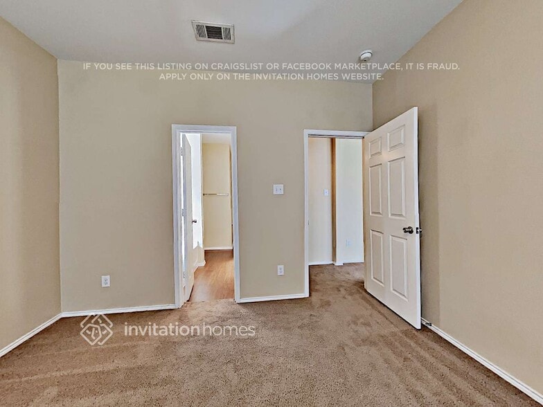 Building Photo - 12325 Hunters Crossing Ln