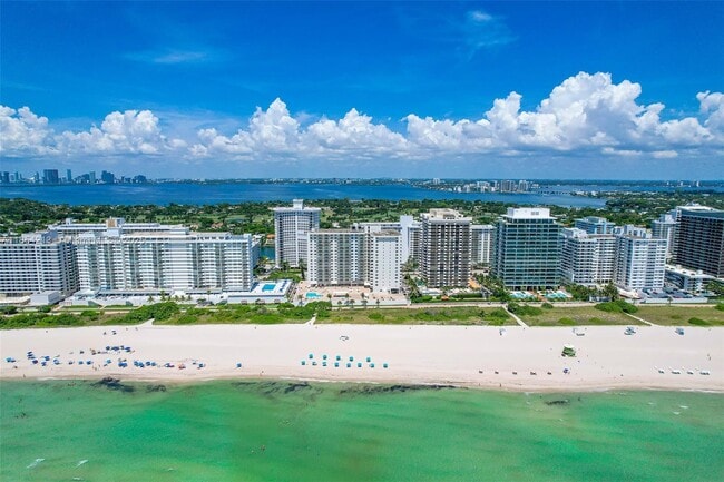 Building Photo - 5701 Collins Ave