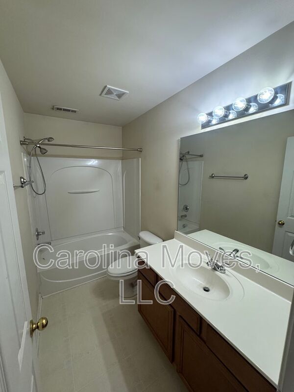 Building Photo - 108 Tagus Ct