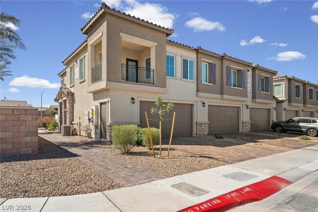 Building Photo - 237 Callen Falls Ave