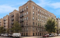 Building Photo - 546 Isham Street