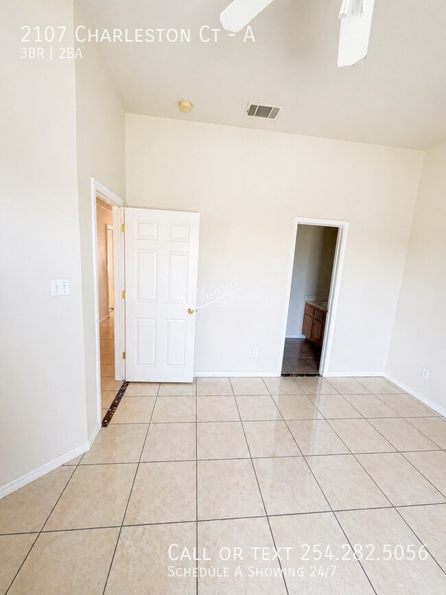 Building Photo - 2107 Charleston Ct