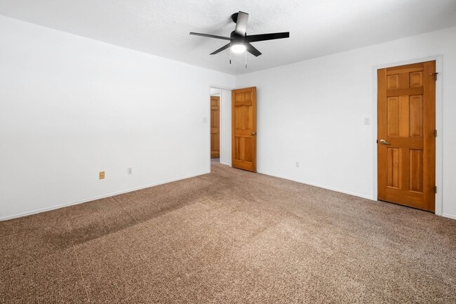 Building Photo - NEW MOVE-IN SPECIAL! Vibrant Home Off Rode...