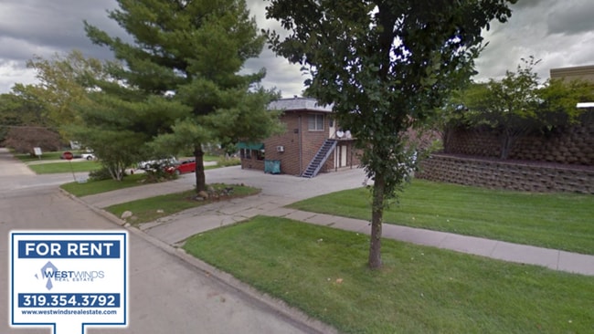 Building Photo - $895 | 1 Bedroom, 1 Bathroom Apartment | Cat Friendly | Available for August 1st, 2026 Move In!