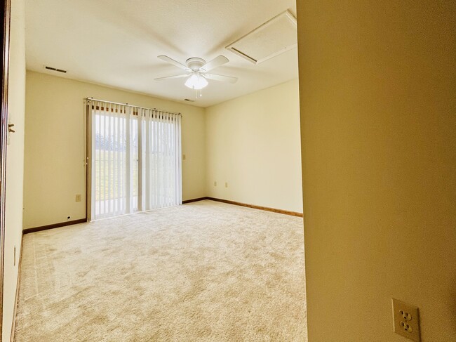 Building Photo - Ruby Circle Court - Building H *