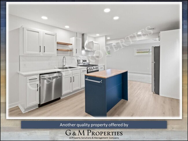 Building Photo - Fully Furnished 2-Bedroom Rental - Walk to Strong Hospital!