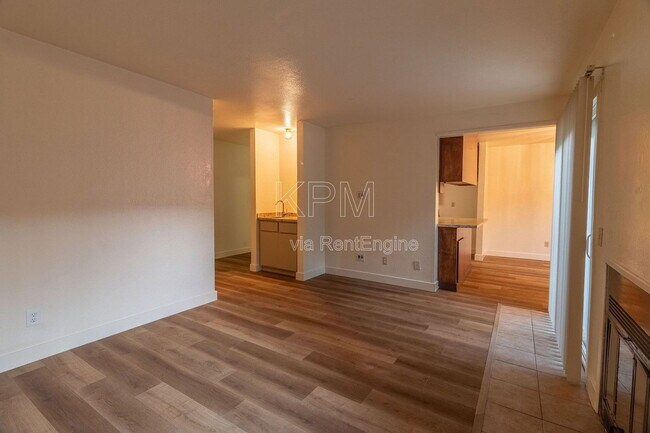 Building Photo - 4609 Da Vinci Dr