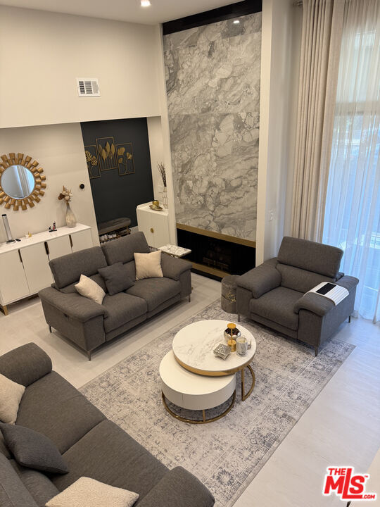 Primary Photo - 13218 Fiji Way