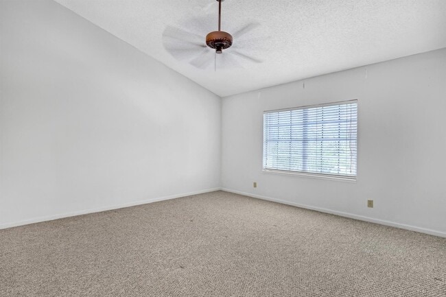 Building Photo - 604 Ocean Dunes Cir