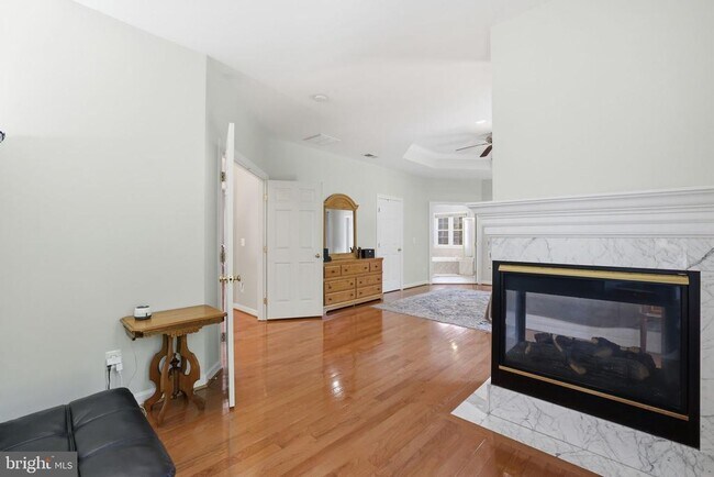 Building Photo - 5767 Bush Hill Dr