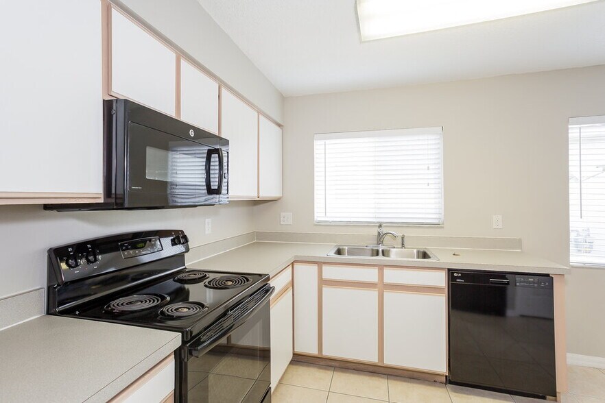 Building Photo - 3146 Pine Top Dr