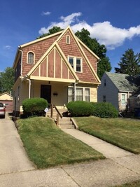 Building Photo - 1910 Alvin St