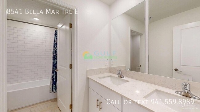 Building Photo - 8541 Bella Mar Trl E