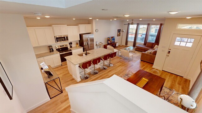 Building Photo - 2906 ELLE DR