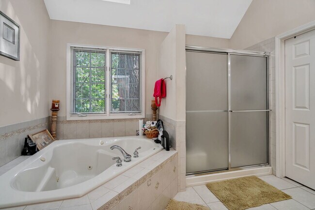 Building Photo - 745 Feather Sound Dr