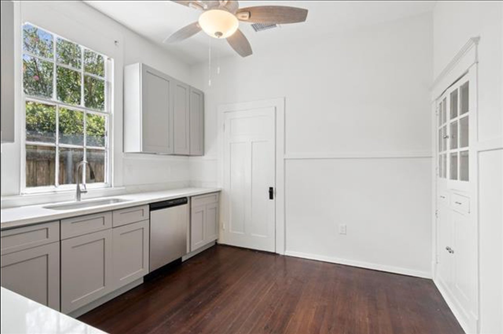 Building Photo - 814 Gallier St