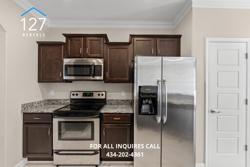 Building Photo - Luxury Townhome for Rent in Timberlake – 4...