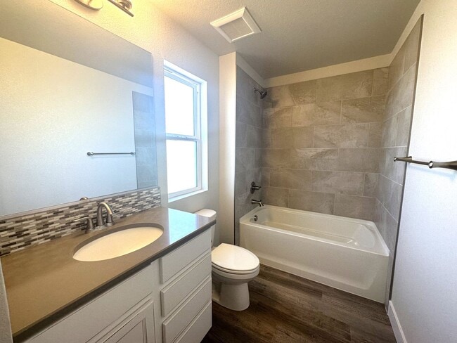 Building Photo - 4873 Crivelli Ct