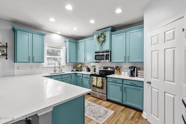 Building Photo - 503 Candlebark Dr