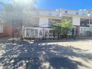 Building Photo - Mid Town Condo