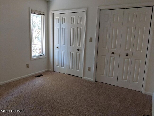 Building Photo - 1410 Monticello Dr