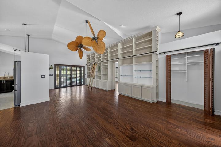 Building Photo - 9121 Paragon Way