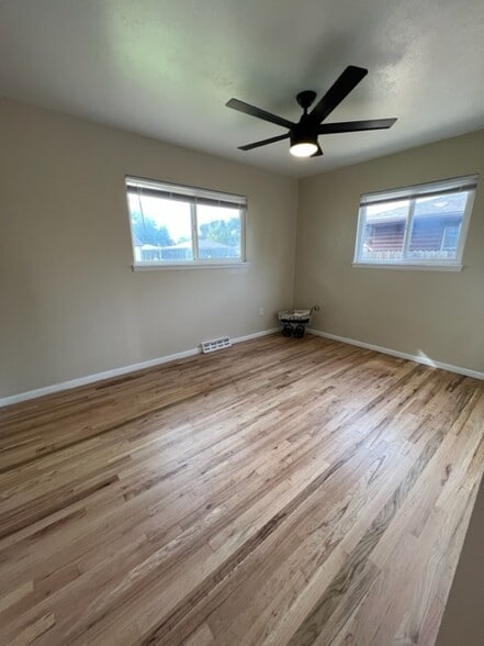 Building Photo - 544 Henry Ave