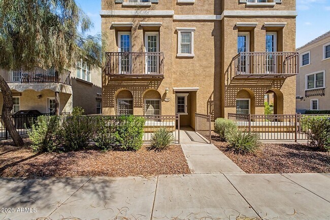 Building Photo - 2780 S Alpine Dr