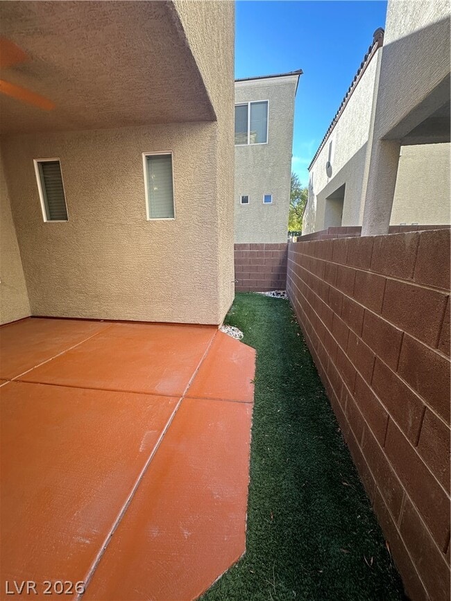 Building Photo - 10573 Danielson Ave