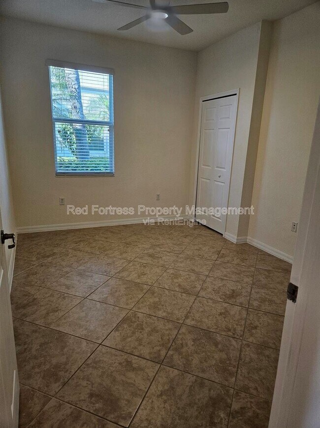 Building Photo - 17451 Old Harmony Dr