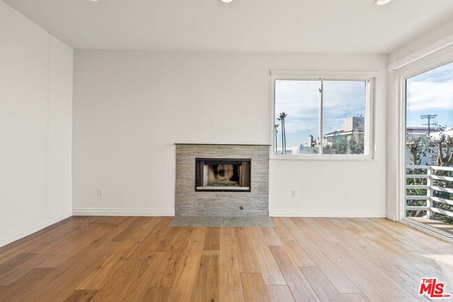 Building Photo - 30 Galleon St